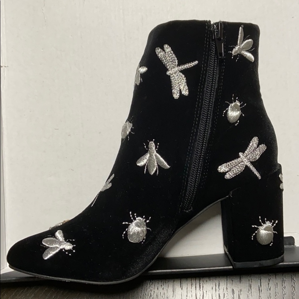 INC Womens GEORGIEE Ankle Black Bootie Bugs - Picture 3 of 4
